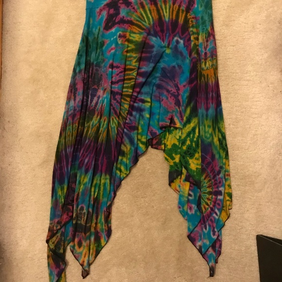 BEAUTIFUL HANDMADE SKIRT - Picture 2 of 8